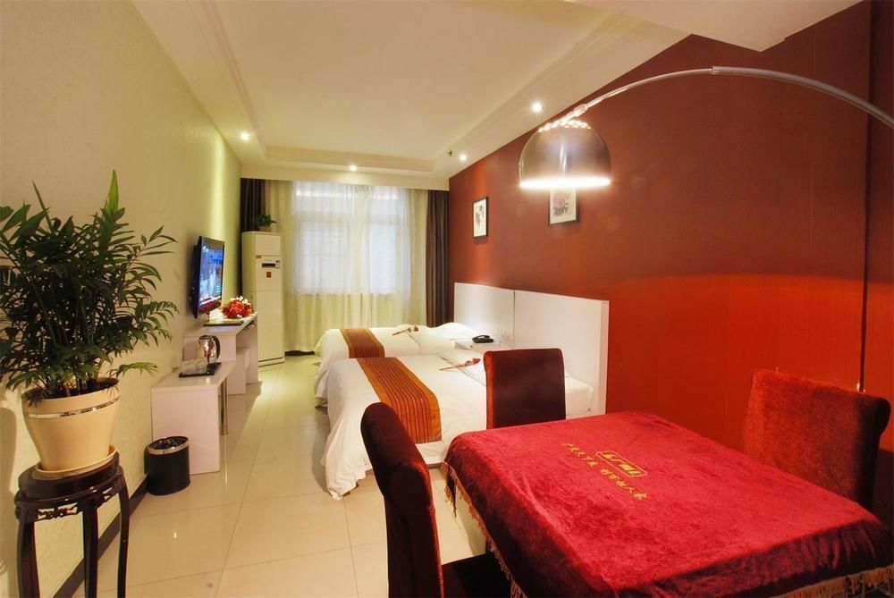 Xi'An Hometown Runtu Business Hotel Экстерьер фото